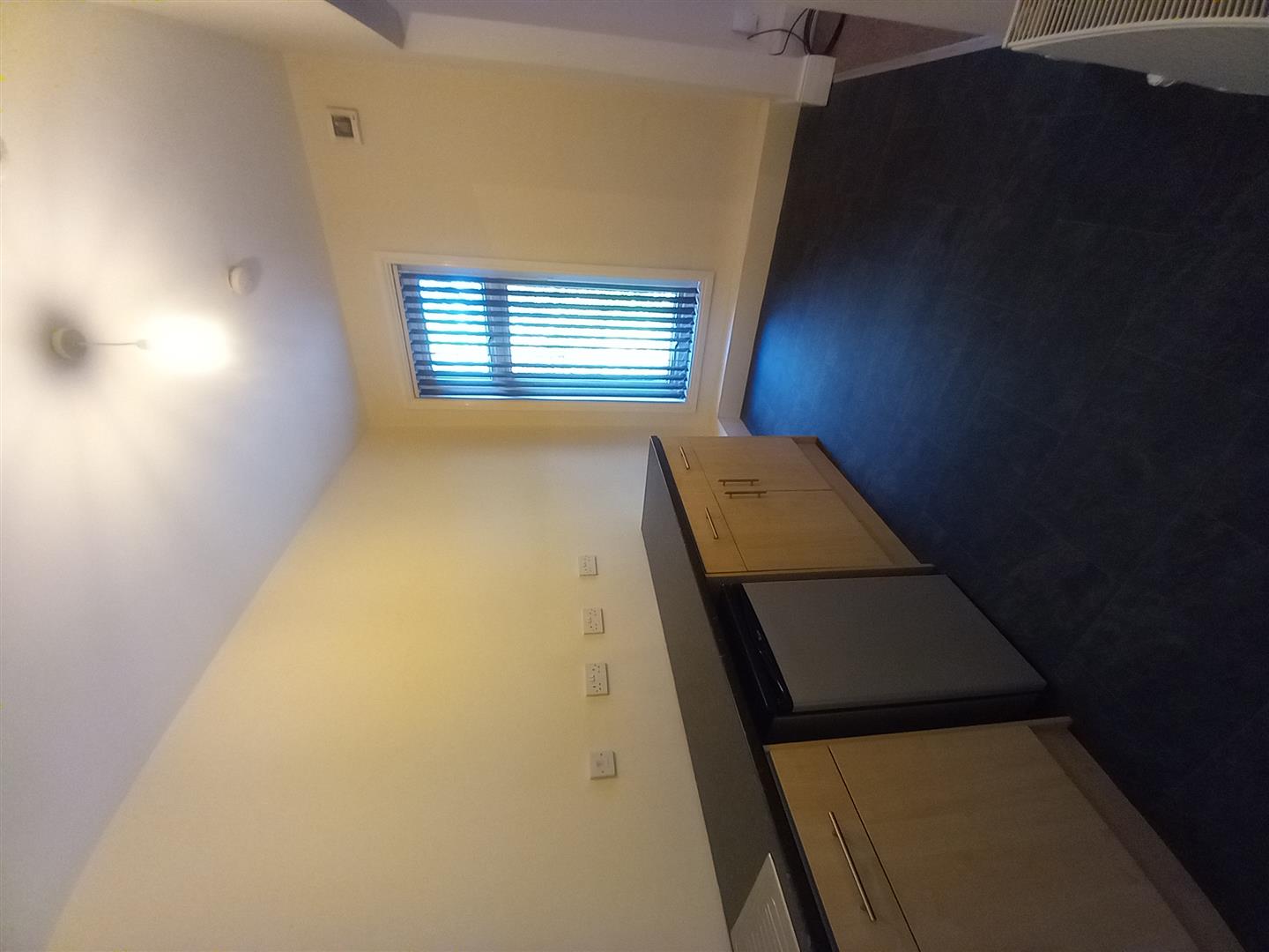 Room 4.jpg